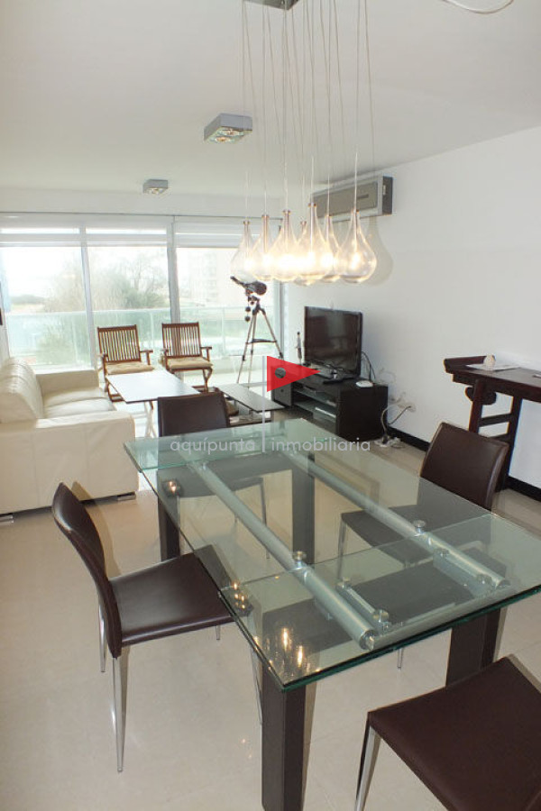 Apartamento ID.155 - Apartamento en Mansa, 2 dormitorios  con parrillero