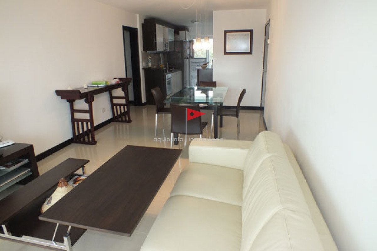 Apartamento ID.155 - Apartamento en Mansa, 2 dormitorios  con parrillero