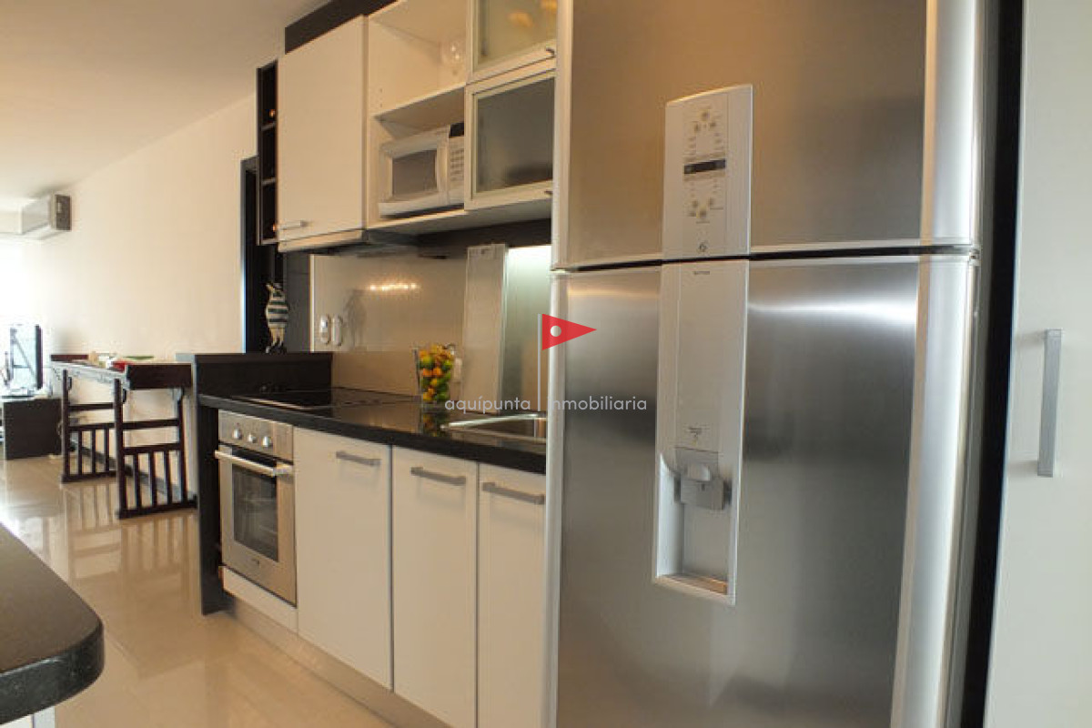 Apartamento ID.155 - Apartamento en Mansa, 2 dormitorios  con parrillero