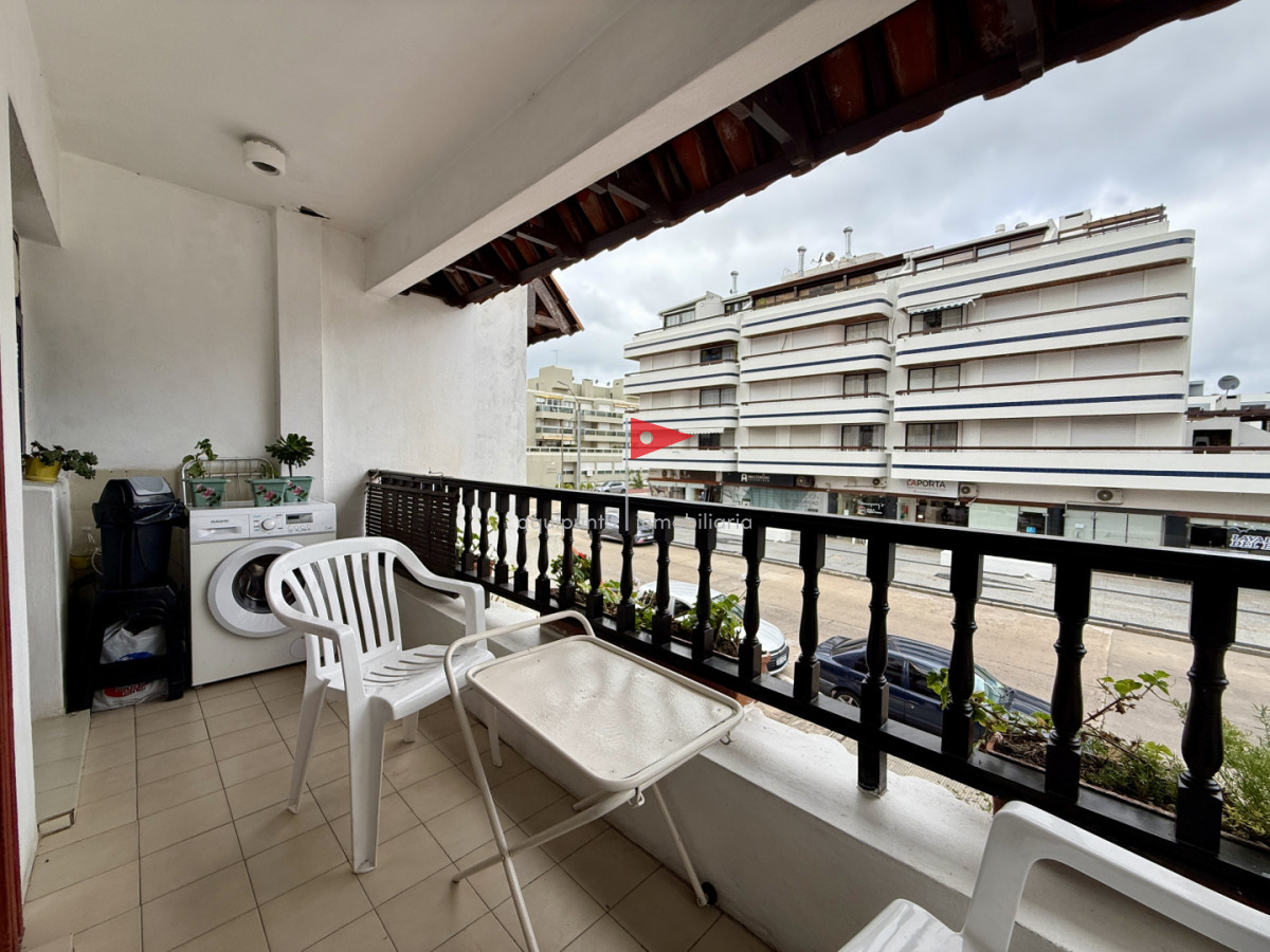 Apartamento ID.276 - Apartamento en venta en Centro Lafayette sobre la emblemática calle 24 en pleno corazón de Punta del Este