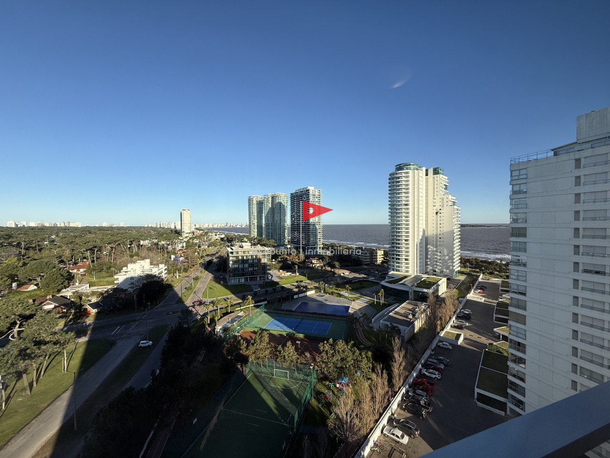 Apartamento ID.41 - Apartamento en Venta – Lincoln Center Torre Wilson, Punta del Este 3 dormitorios 3 baños 