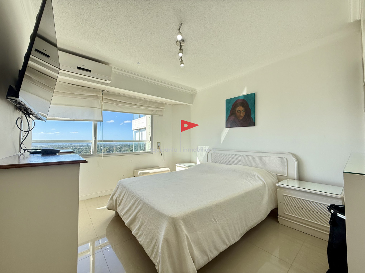 Apartamento ID.296 - Venta Parquemar R - Punta del Este