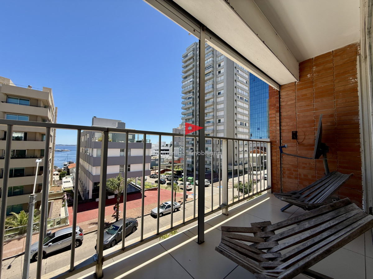 Apartamento ID.116 - Apartamento en venta  Edificio Kennedy  Punta del Este