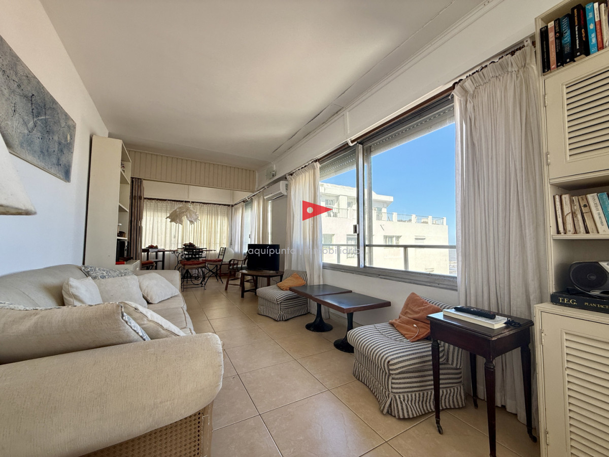 Apartamento ID.148 - Apartamento en venta  Edificio Veiramar  Calle 24 y 30