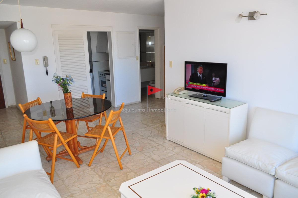 Apartamento ID.61 - Venta apartamento 1 dormitorio y medio Punta del Este PENINSULA EXCELENTE VISTA