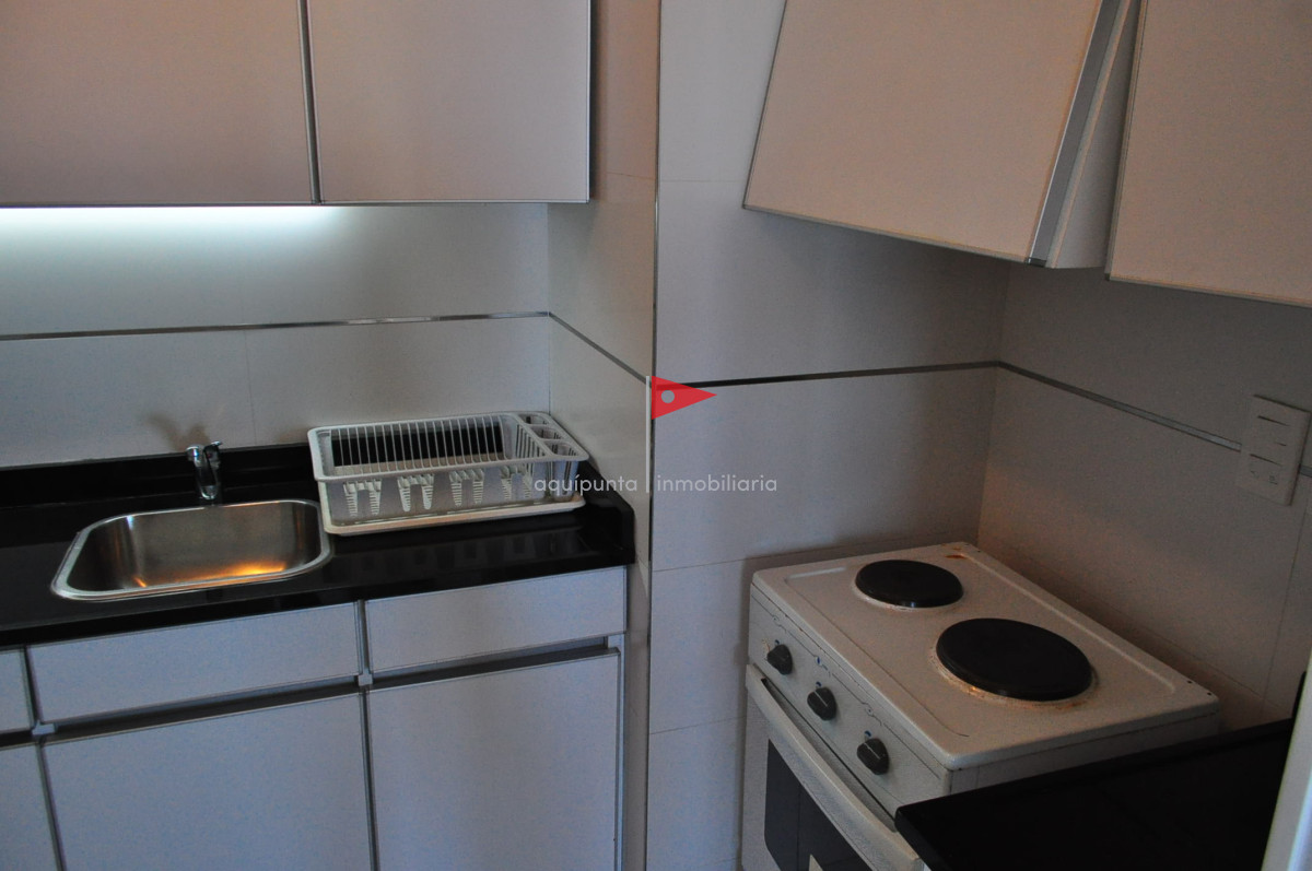 Apartamento ID.61 - Venta apartamento 1 dormitorio y medio Punta del Este PENINSULA EXCELENTE VISTA