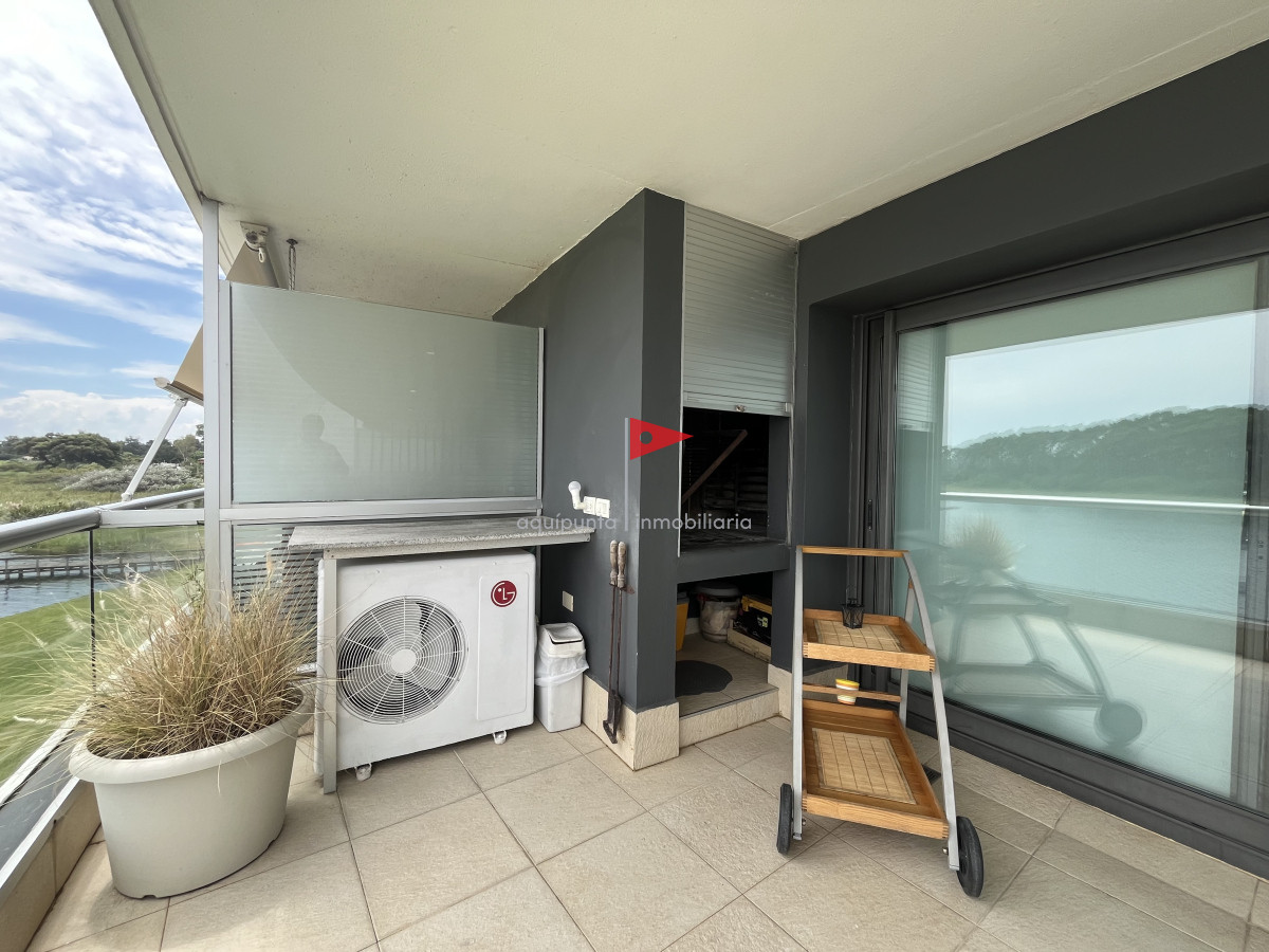 Apartamento ID.241 - Venta apartamento sobre laguna