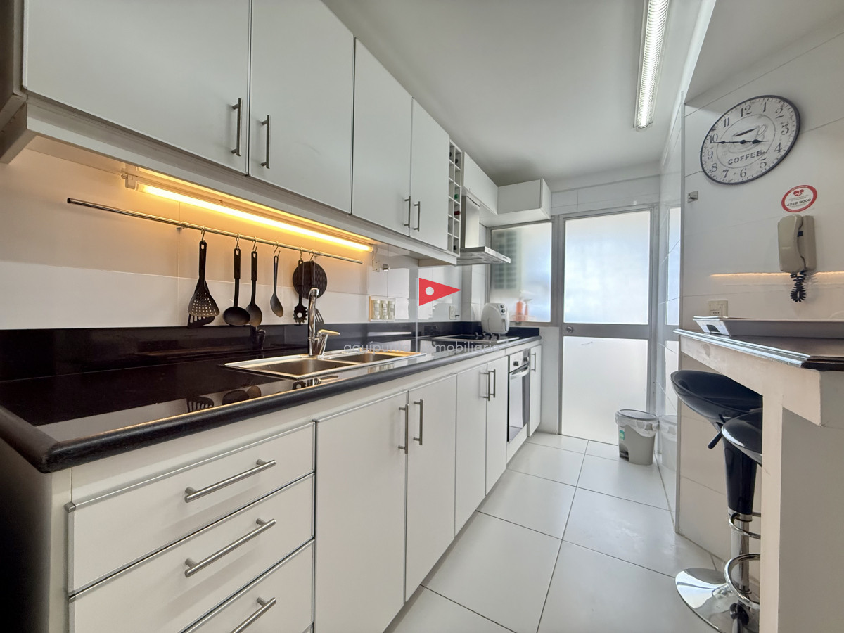 Apartamento ID.296 - Venta Parquemar R - Punta del Este