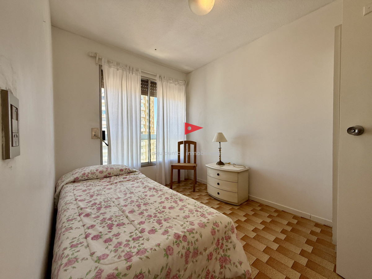 Apartamento ID.220 - Alquiler temporal  Torre El Torreón  Punta del Este