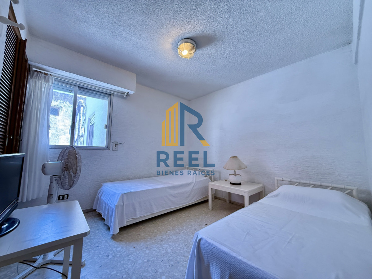 Apartamento ID.298 - EN PLENO CENTRO CERCA DE PLAYA BRAVA Y MANSA 