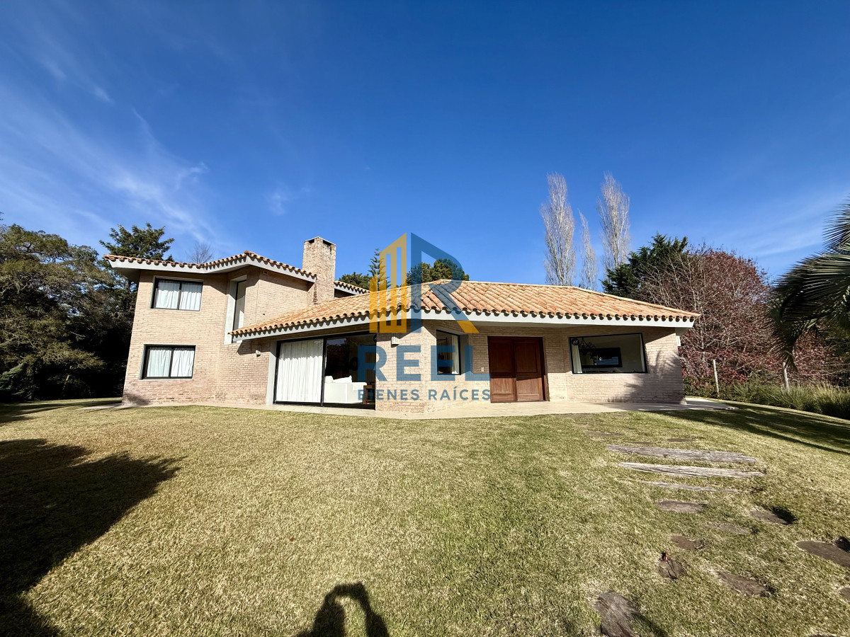 Casa ID.53 - Chalet Premium en Rincón del Indio – A pasos del del mar