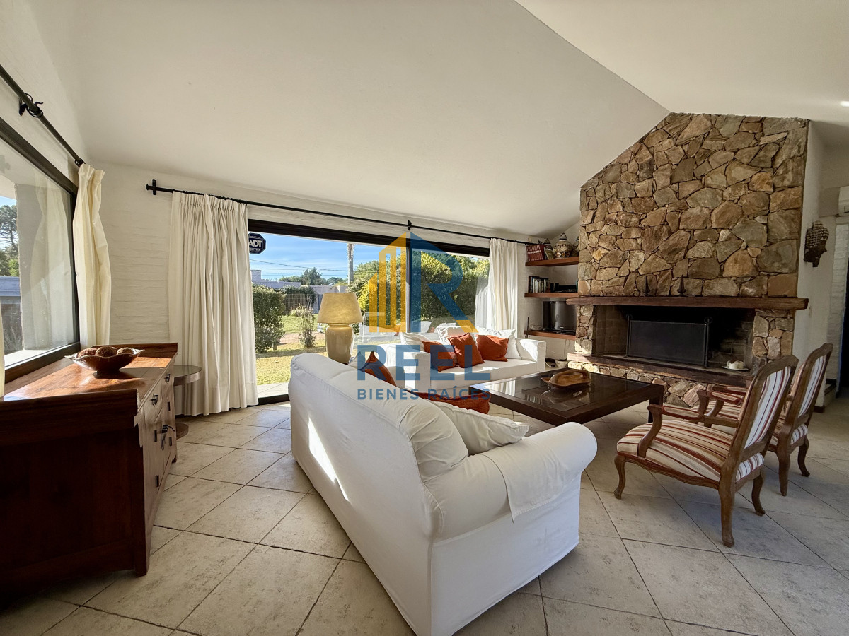 Casa ID.53 - Chalet Premium en Rincón del Indio – A pasos del del mar