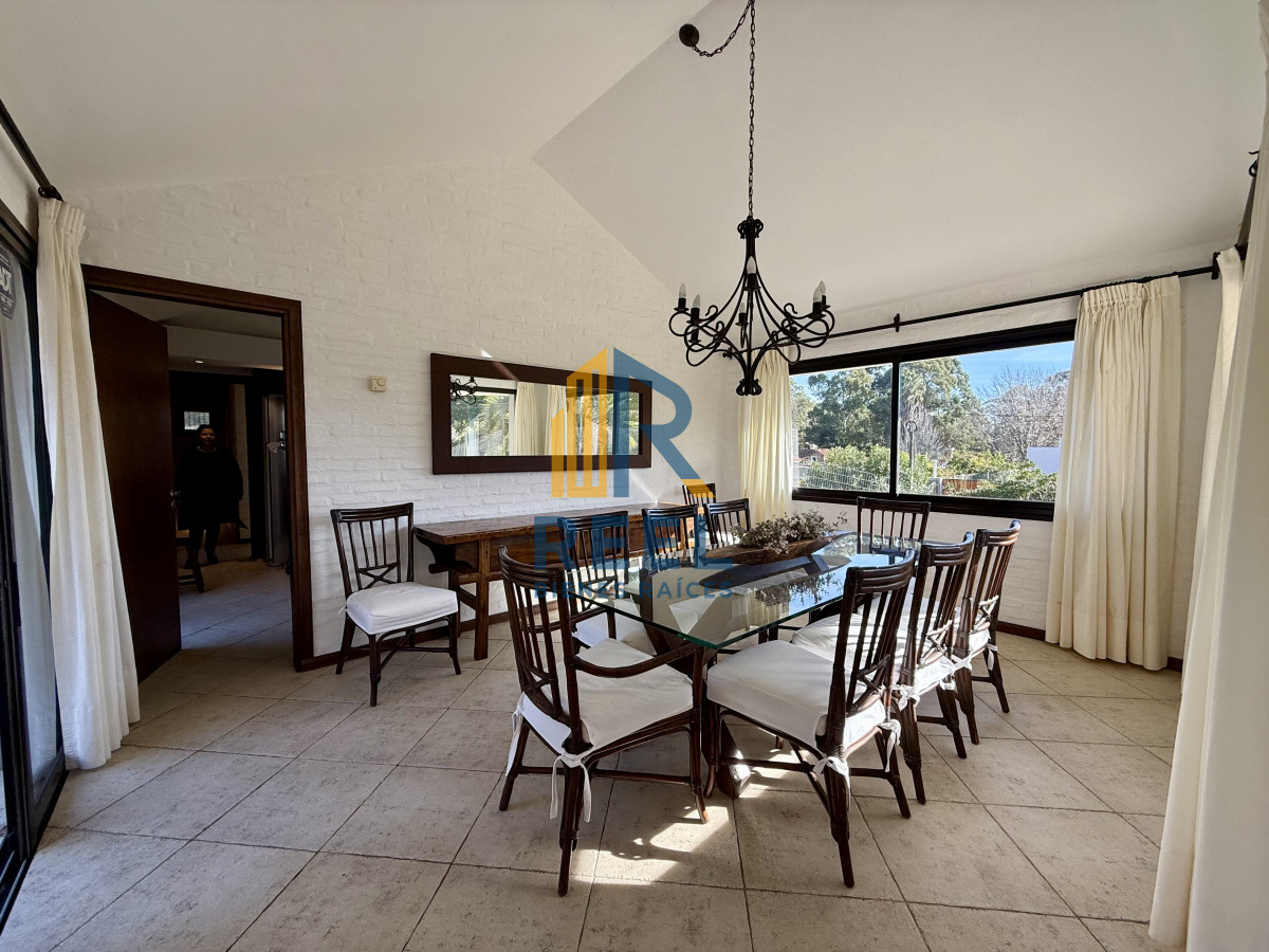 Casa ID.53 - Chalet Premium en Rincón del Indio – A pasos del del mar