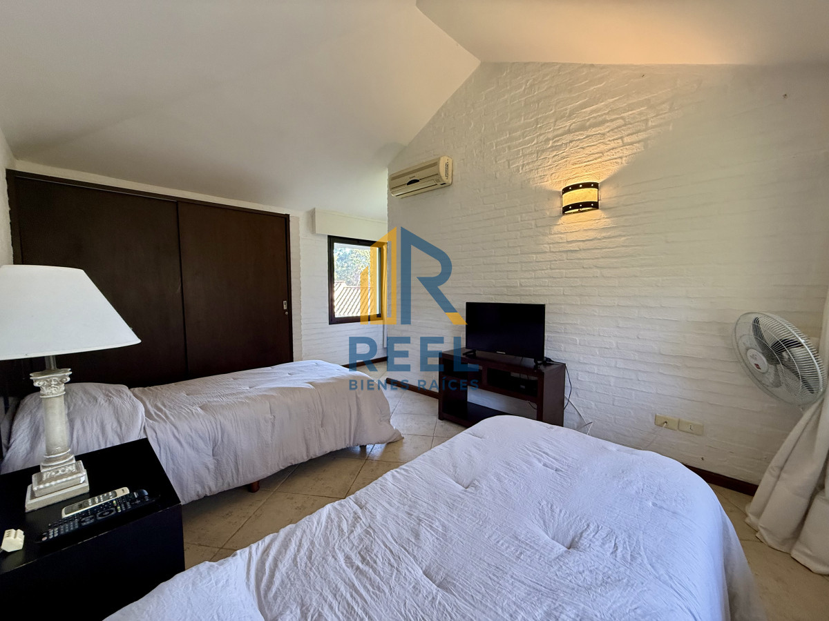 Casa ID.53 - Chalet Premium en Rincón del Indio – A pasos del del mar