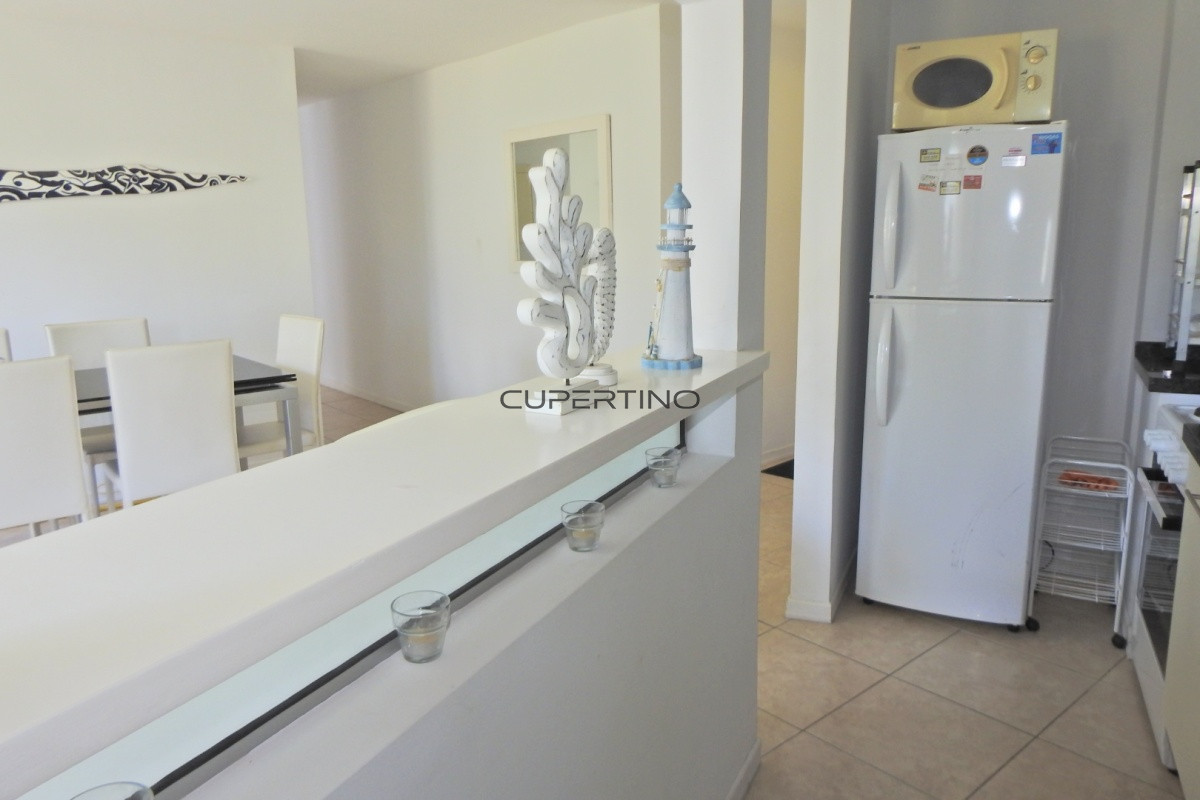 Apartamento ID.3498 - Apartamento de 2 Dormitorios en Zona de la Brava