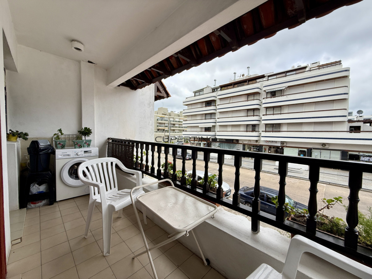 Apartamento ID.3476 - Apartamento en venta en Centro Lafayette sobre la emblemática calle 24 en pleno corazón de Punta del Este