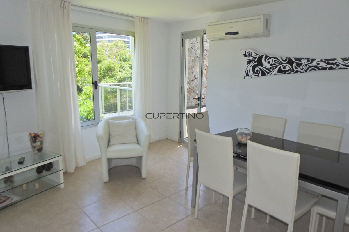 Apartamento ID.3498 - Apartamento de 2 Dormitorios en Zona de la Brava