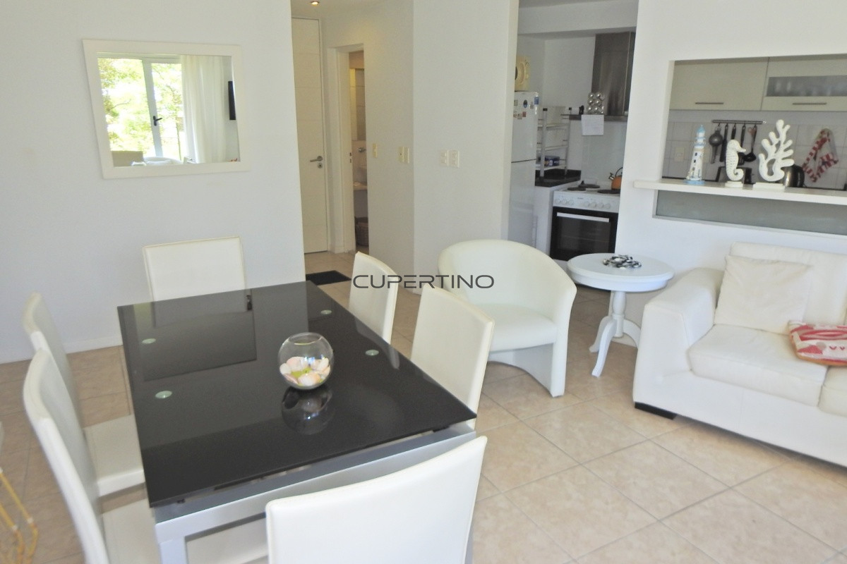 Apartamento ID.3498 - Apartamento de 2 Dormitorios en Zona de la Brava