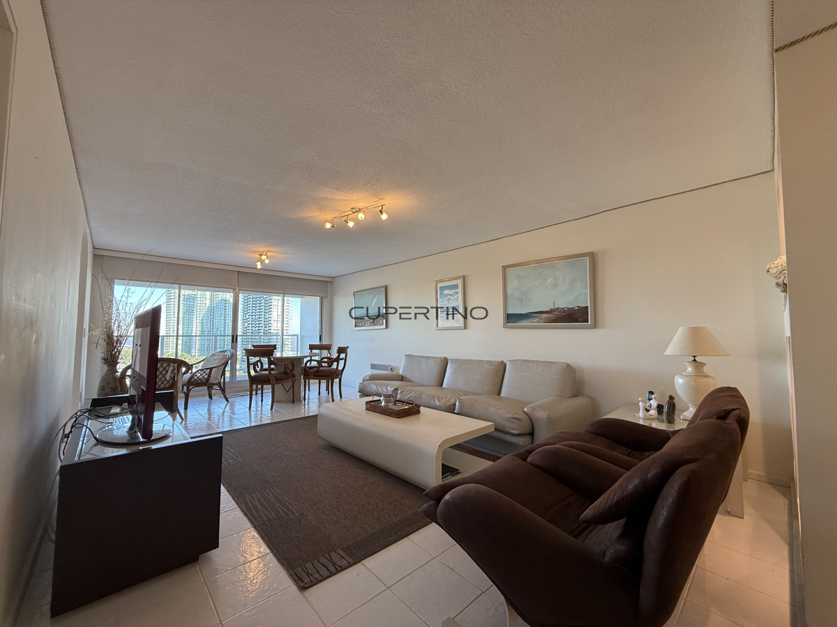 Apartamento ID.2391 - Apartamento en Venta - Lincoln Center Torre Wilson, Punta del Este