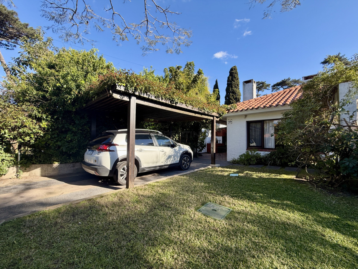 CASA EN VENTA - BARRIO CANTEGRIL, AV. CÓRDOVA — foto 35