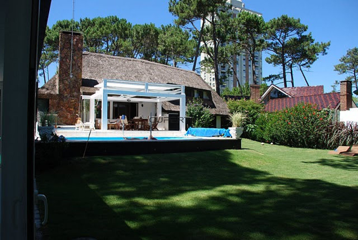 Casa en Punta del Este, Lugano — foto 2