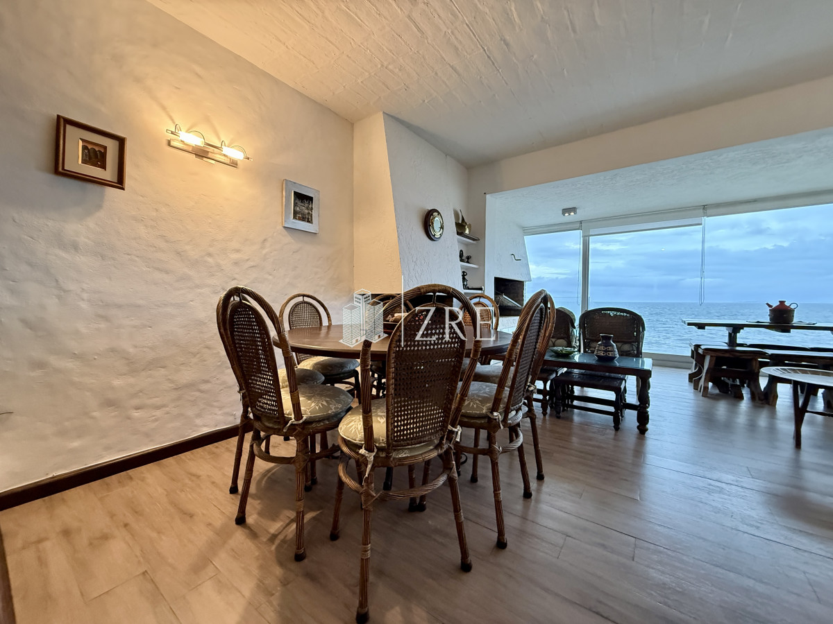 Apartamento ID.1033 - Venta apartamento 3 dormitorios en Península, Punta del Este