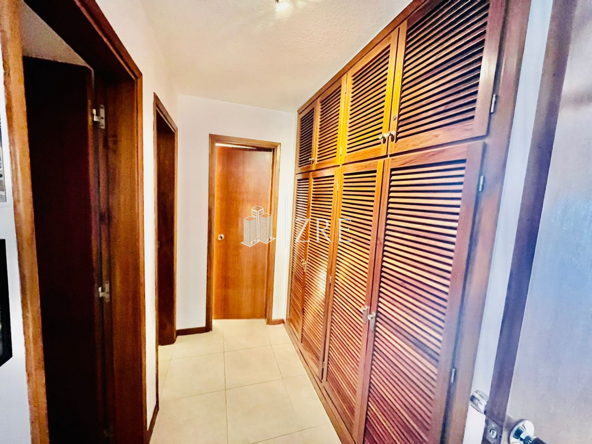 Apartamento ID.1282 - Venta apartamento 3 dormitorios en Mansa, Punta del Este