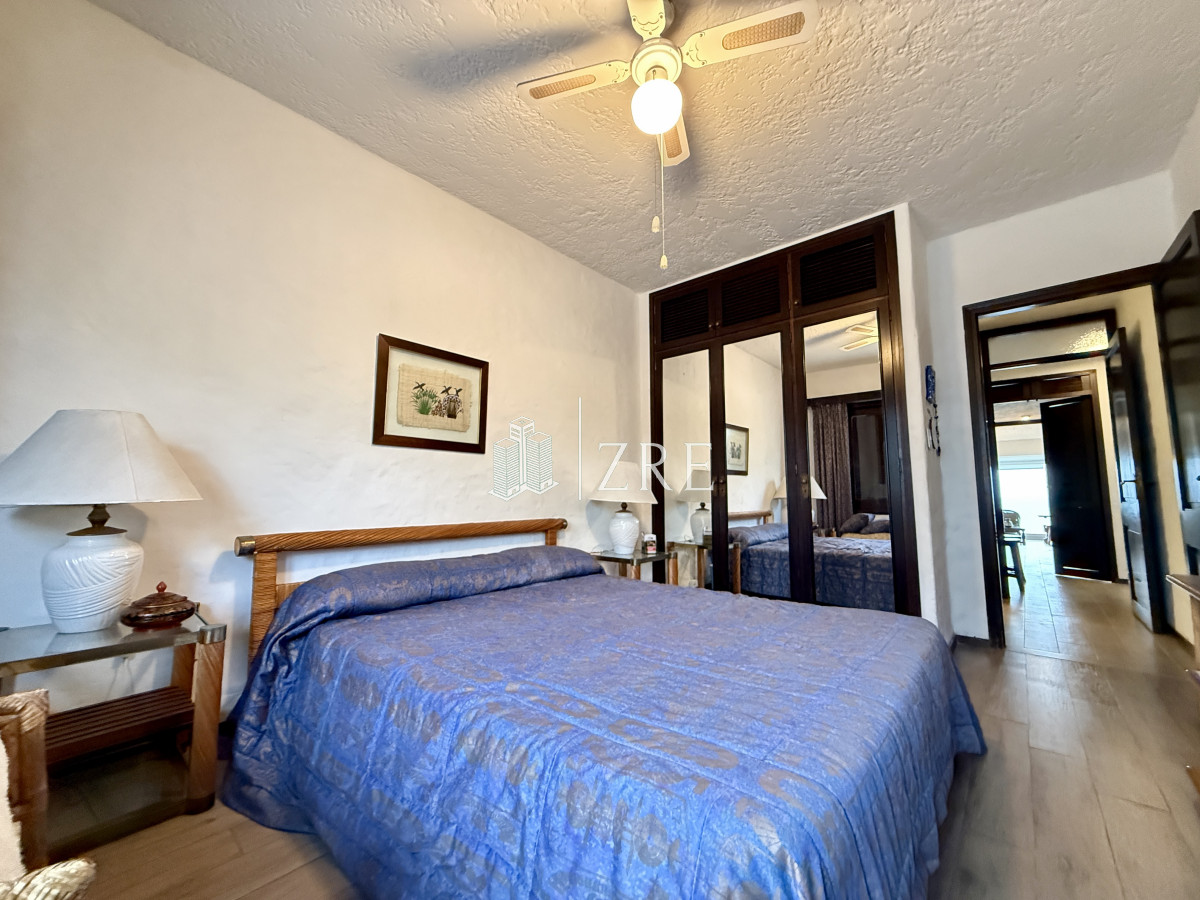 Apartamento ID.1033 - Venta apartamento 3 dormitorios en Península, Punta del Este