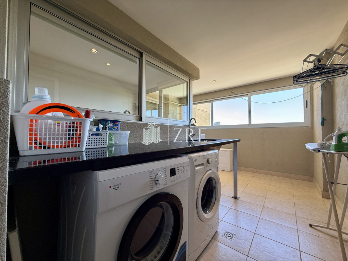 Apartamento ID.884 - Alquiler temporada apartamento 3 dormitorios, playa Brava Punta del Este