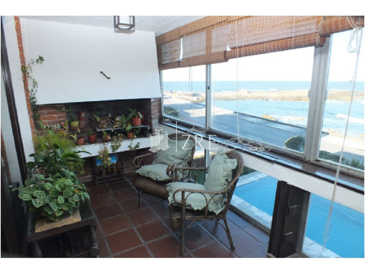 Apartamento ID.1033 - Venta apartamento 3 dormitorios en Península, Punta del Este