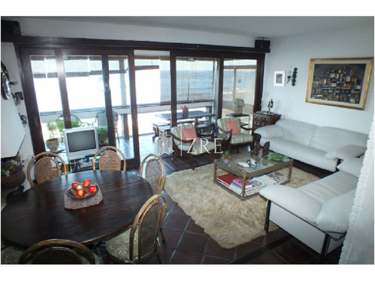Apartamento ID.1033 - Venta apartamento 3 dormitorios en Península, Punta del Este