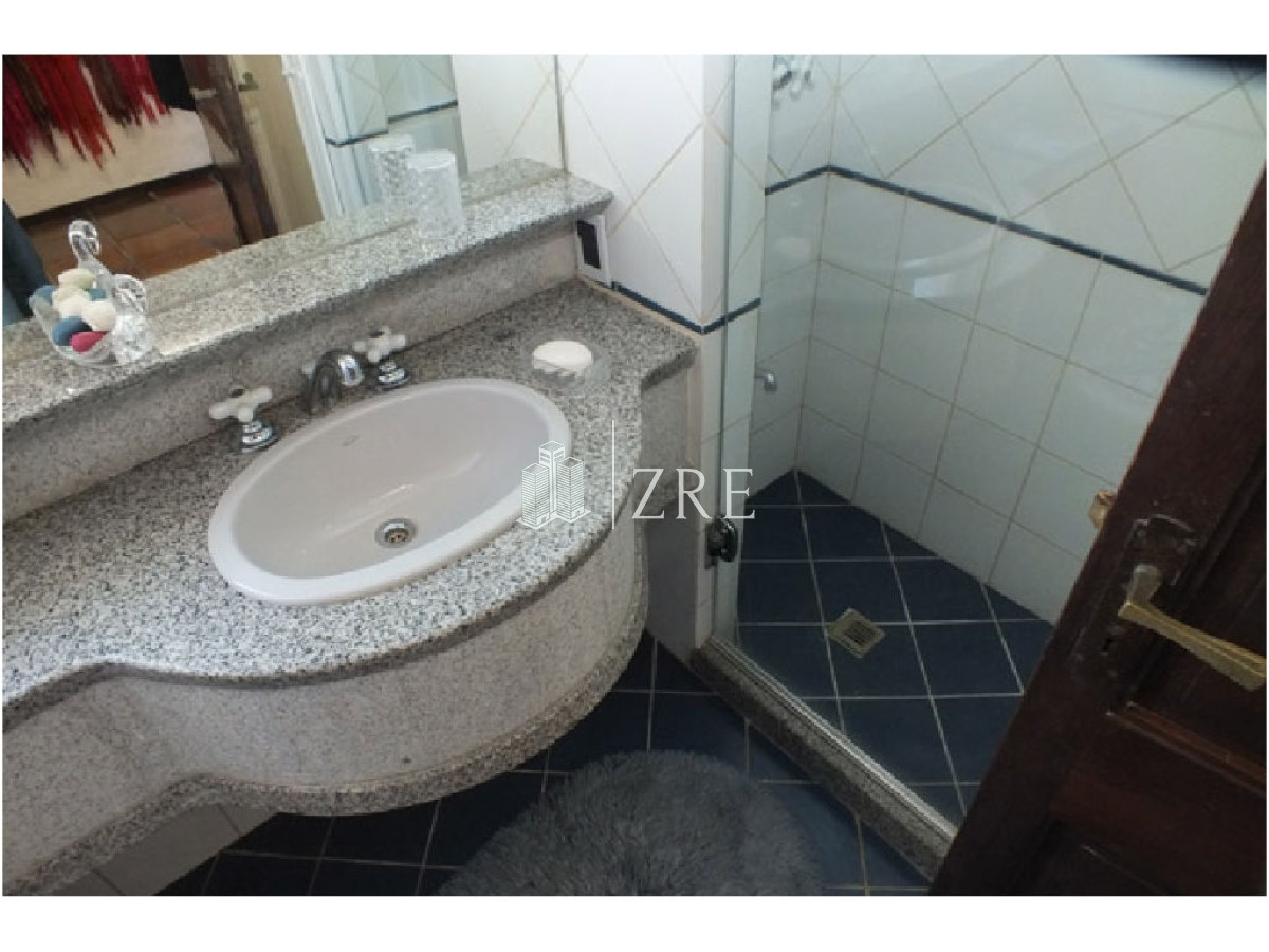 Apartamento ID.1033 - Venta apartamento 3 dormitorios en Península, Punta del Este