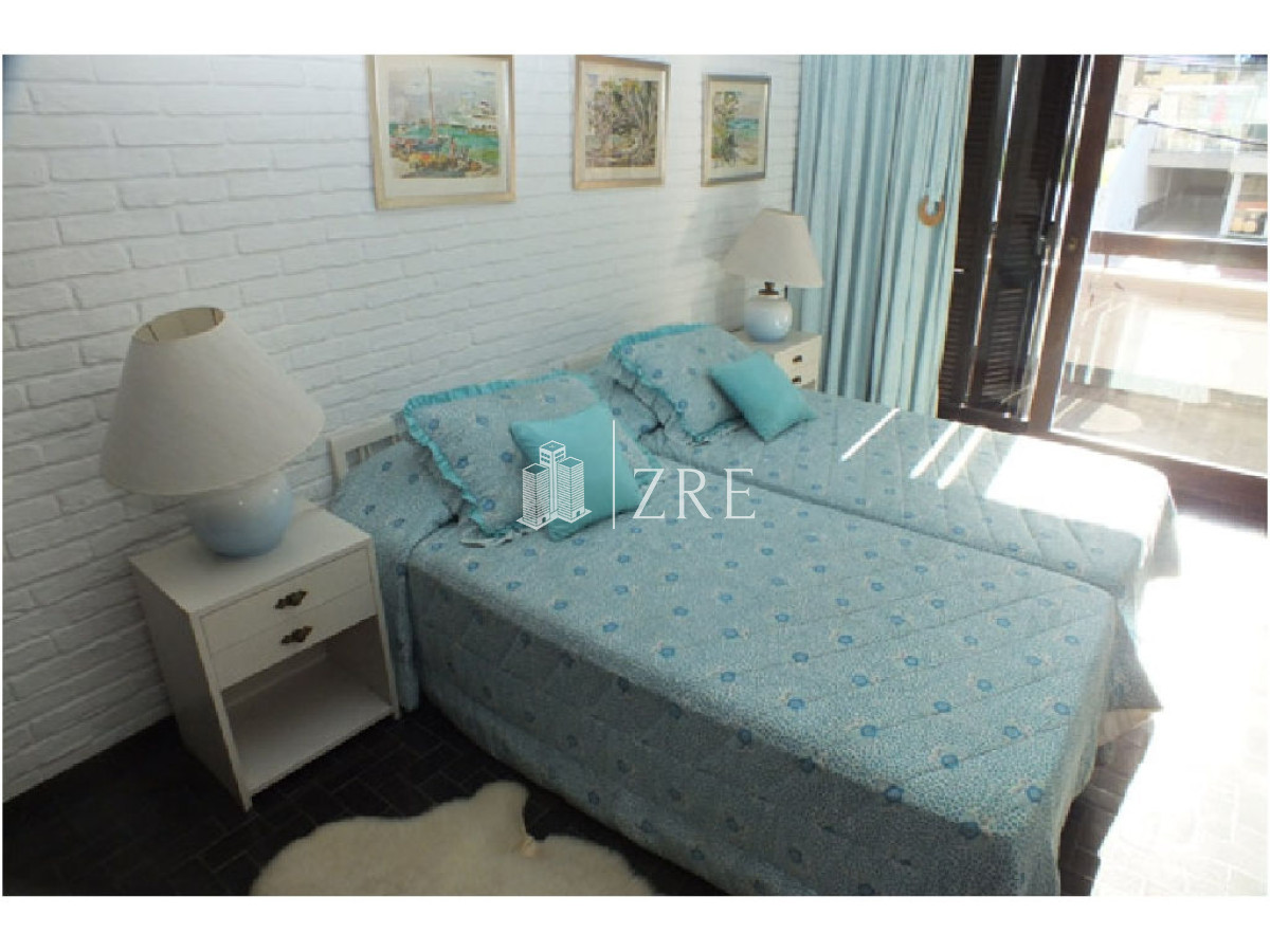 Apartamento ID.1033 - Venta apartamento 3 dormitorios en Península, Punta del Este