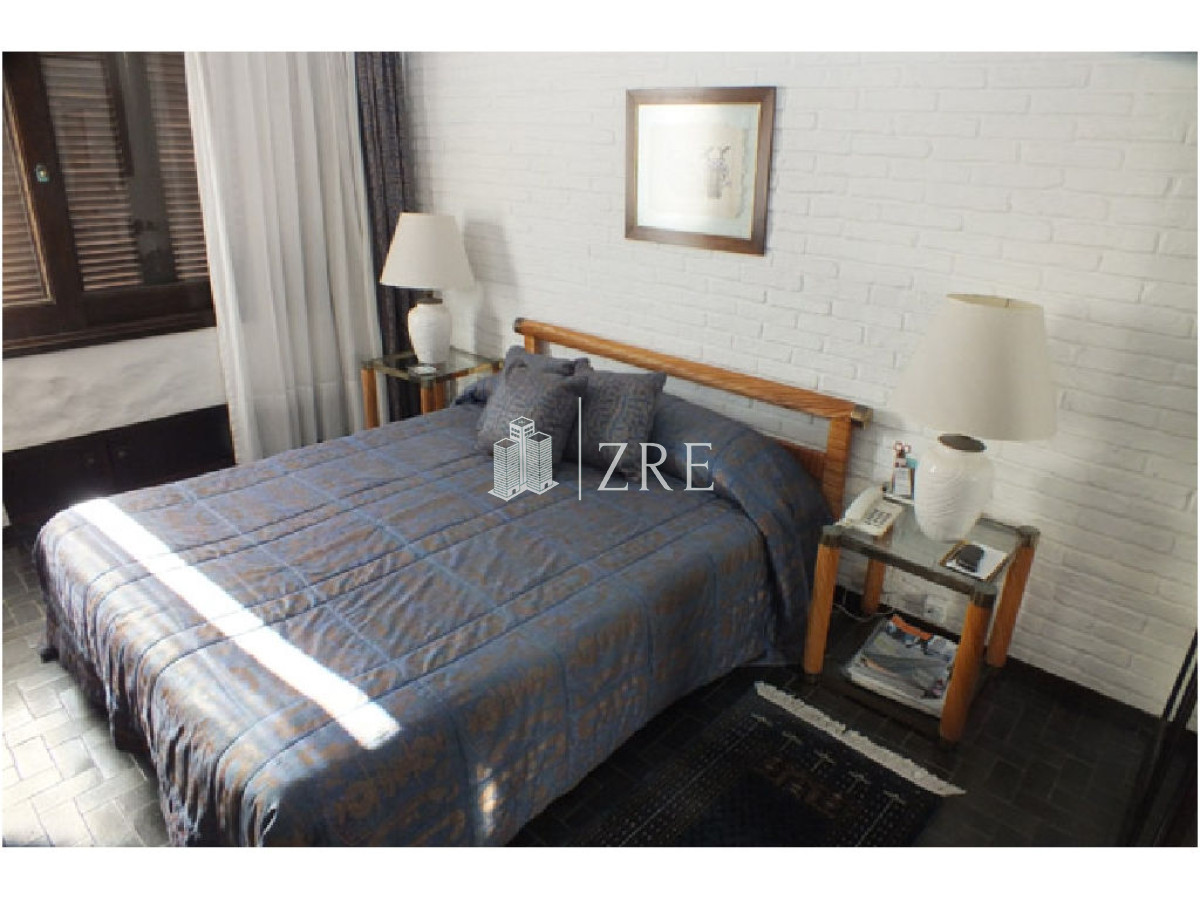 Apartamento ID.1033 - Venta apartamento 3 dormitorios en Península, Punta del Este