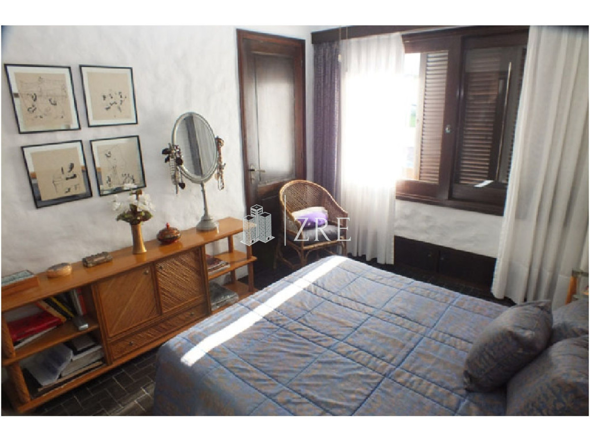 Apartamento ID.1033 - Venta apartamento 3 dormitorios en Península, Punta del Este