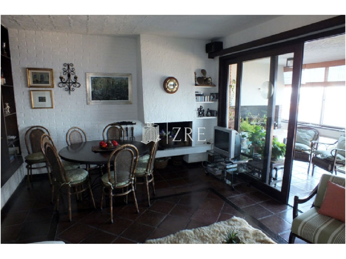 Apartamento ID.1033 - Venta apartamento 3 dormitorios en Península, Punta del Este