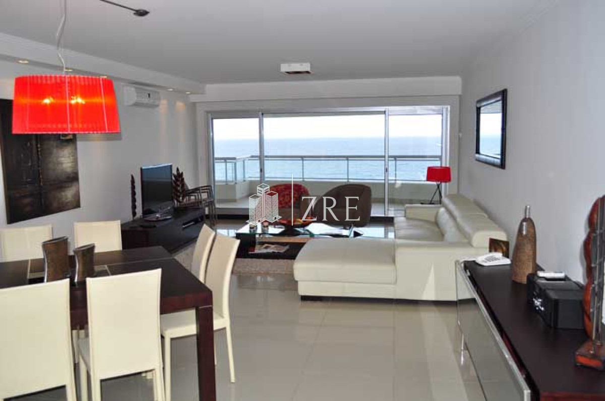 Apartamento ID.884 - Alquiler temporada apartamento 3 dormitorios, playa Brava Punta del Este