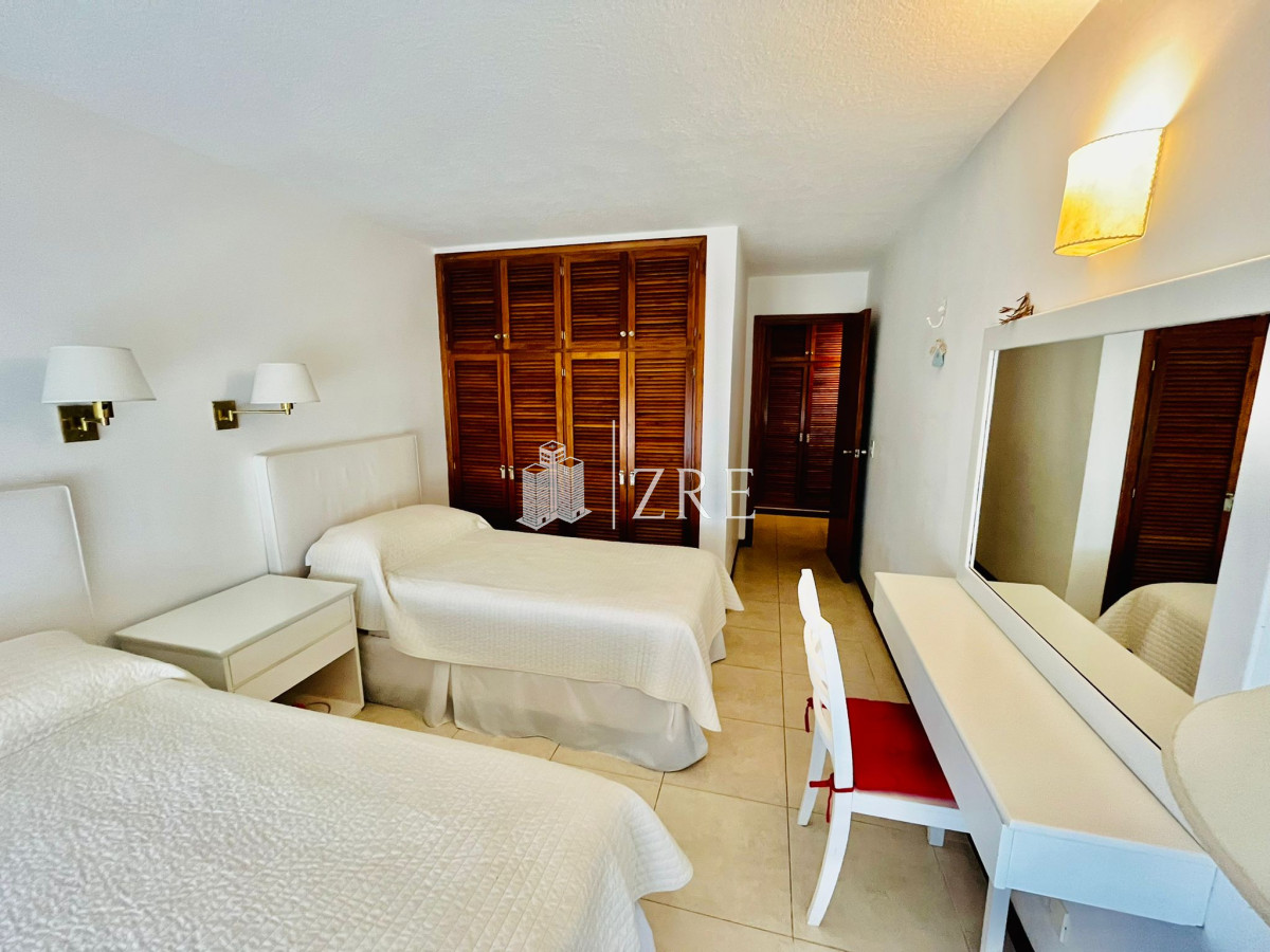 Apartamento ID.1282 - Venta apartamento 3 dormitorios en Mansa, Punta del Este