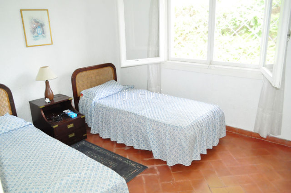 Casa ID.1011 - Venta de Casa 3 Dormitorios en Cantegril - Punta del Este 