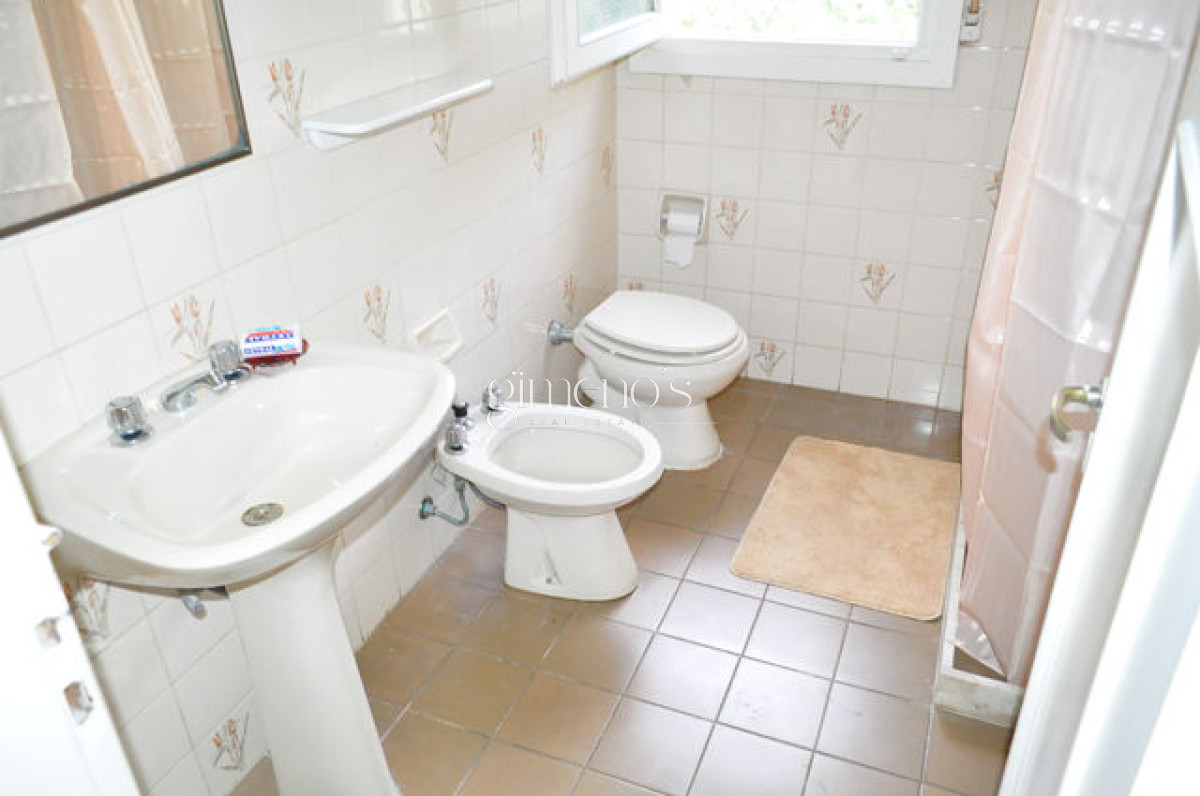 Casa ID.1011 - Venta de Casa 3 Dormitorios en Cantegril - Punta del Este 