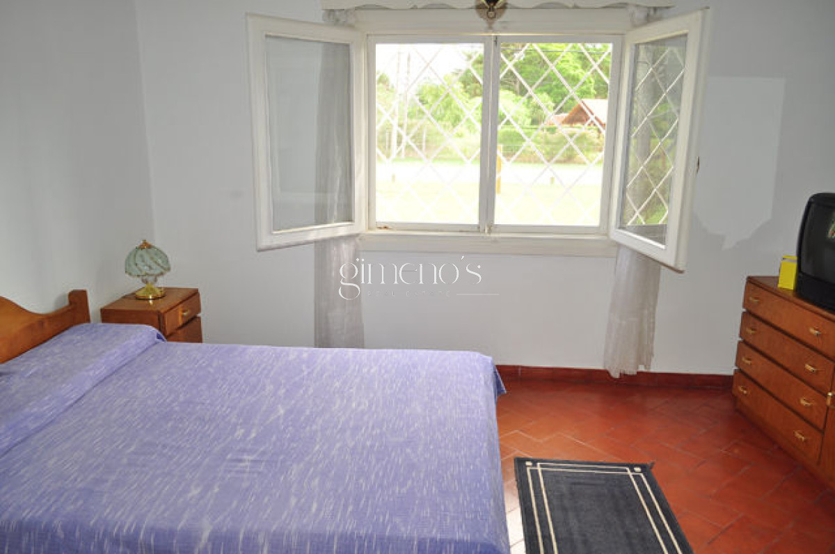 Casa ID.1011 - Venta de Casa 3 Dormitorios en Cantegril - Punta del Este 