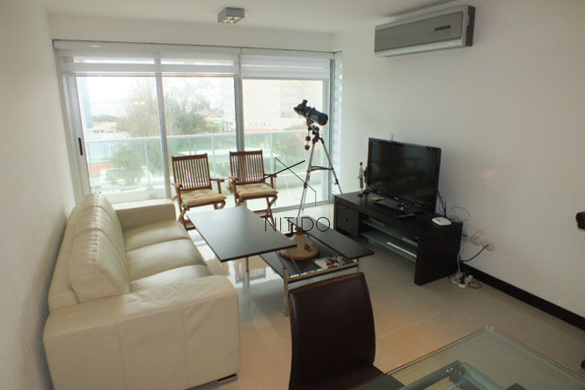 Apartamento ID.438 - Apartamento en Mansa, 2 dormitorios  con parrillero