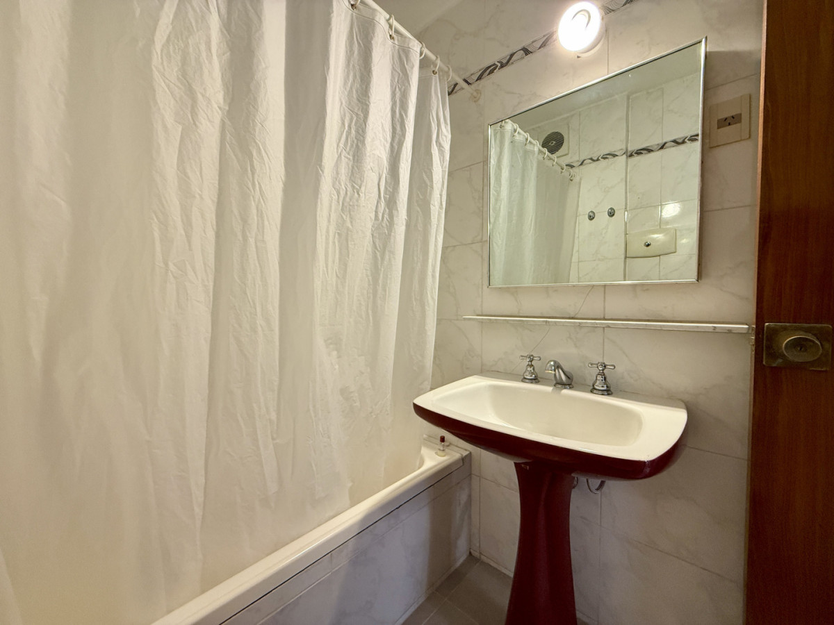 Apartamento ID.261 - Apartamento en venta en Punta del Este  Edificio ALEPH  Calle 20