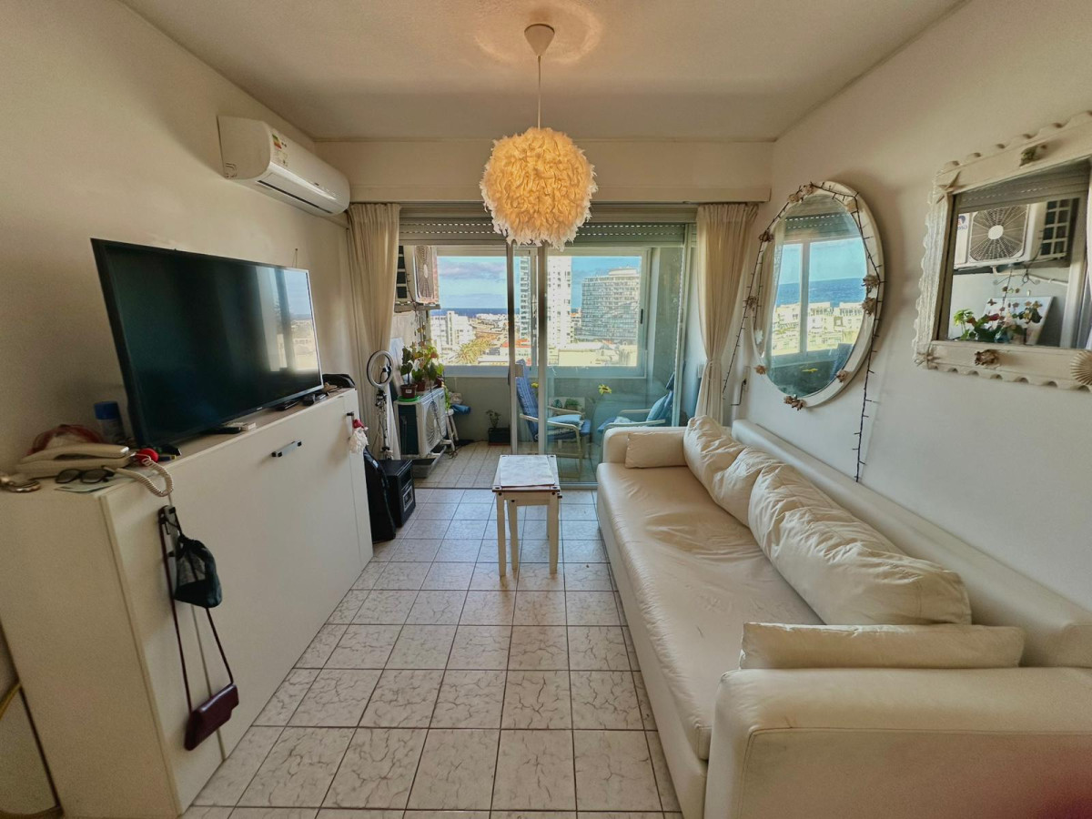 Apartamento ID.243 - 1 DORMITORIO EN PENINSULA CON SERVICIOS