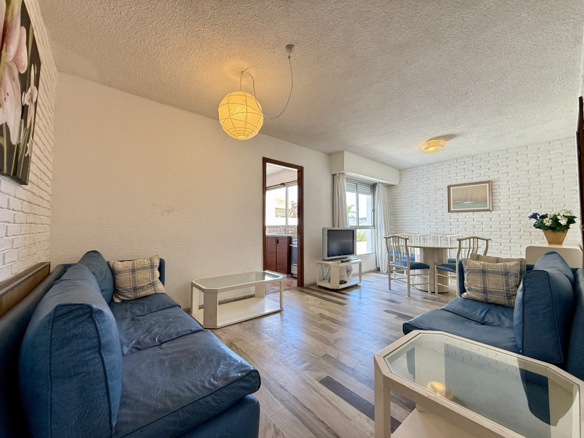 Apartamento ID.261 - Apartamento en venta en Punta del Este  Edificio ALEPH  Calle 20