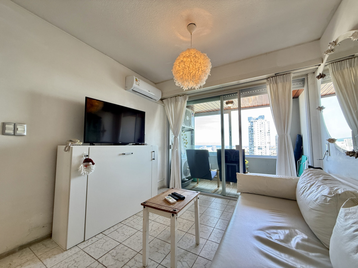 Apartamento ID.243 - 1 DORMITORIO EN PENINSULA CON SERVICIOS
