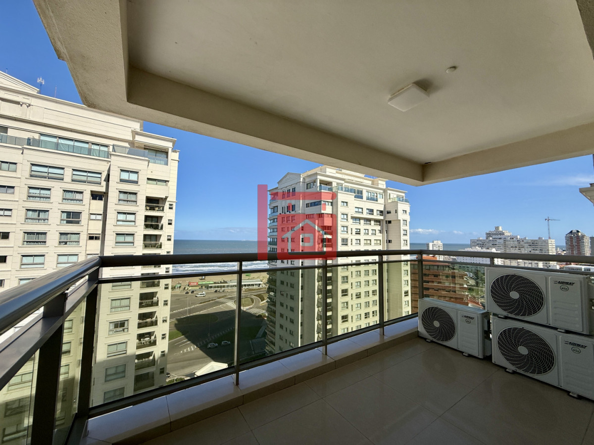 Apartamento ID.295 - En venta Zona Brava 