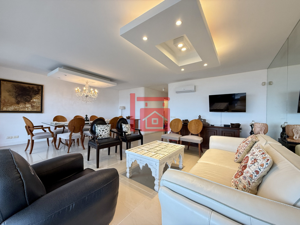 Apartamento ID.724 - Pent House en venta en Lomas de Manantiales 