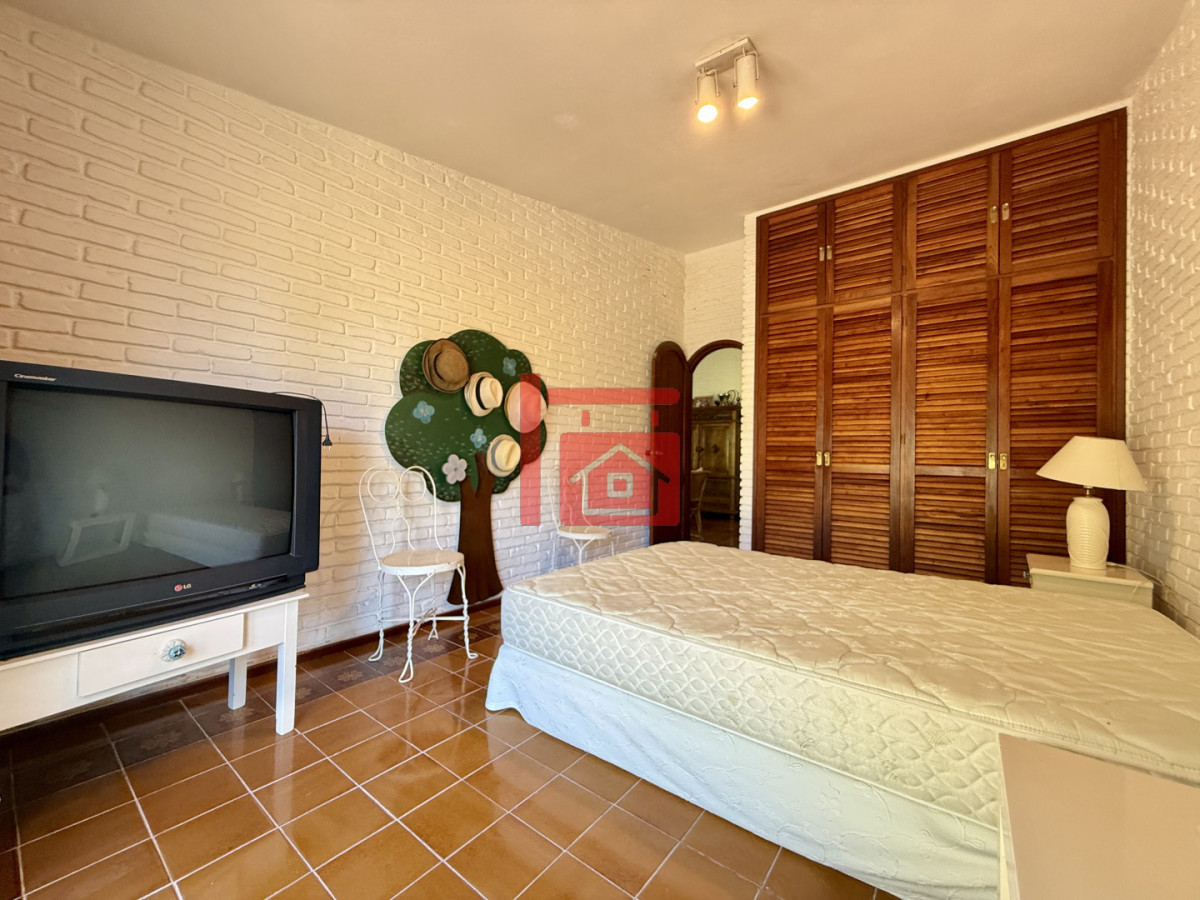 Casa ID.133 - Imponente chalet en venta sobre Av. del Mar  Exclusividad, confort y naturaleza