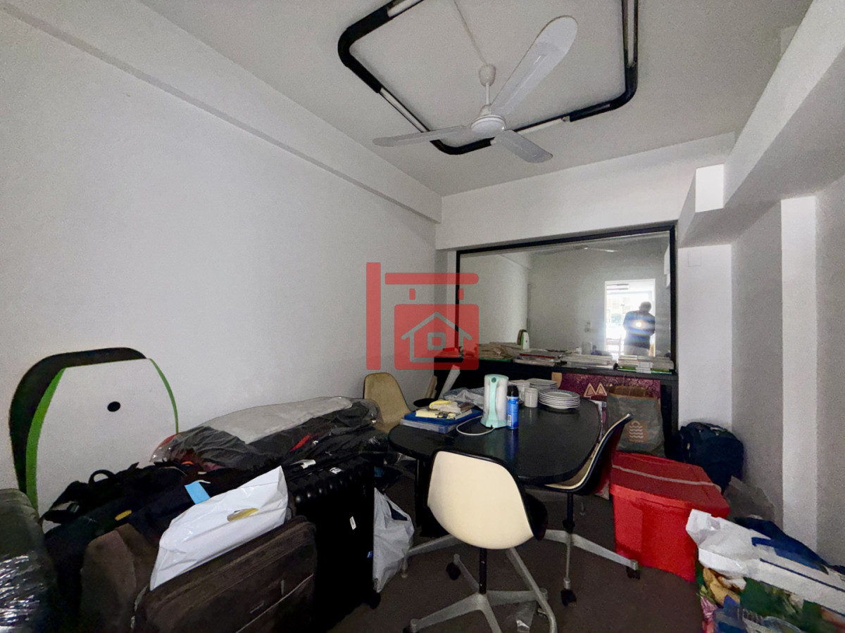 Local Comercial ID.367 - OFICINA EN VENTA  EDIFICIO MICHELANGELO